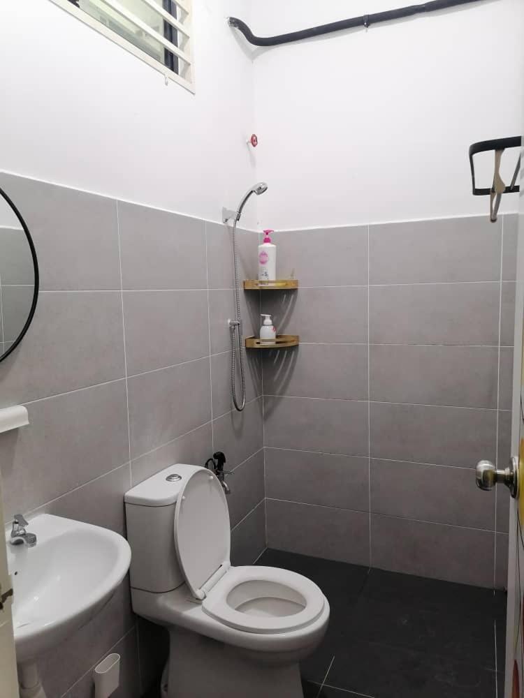 Aaira Homestay D'Alor Setar Extérieur photo